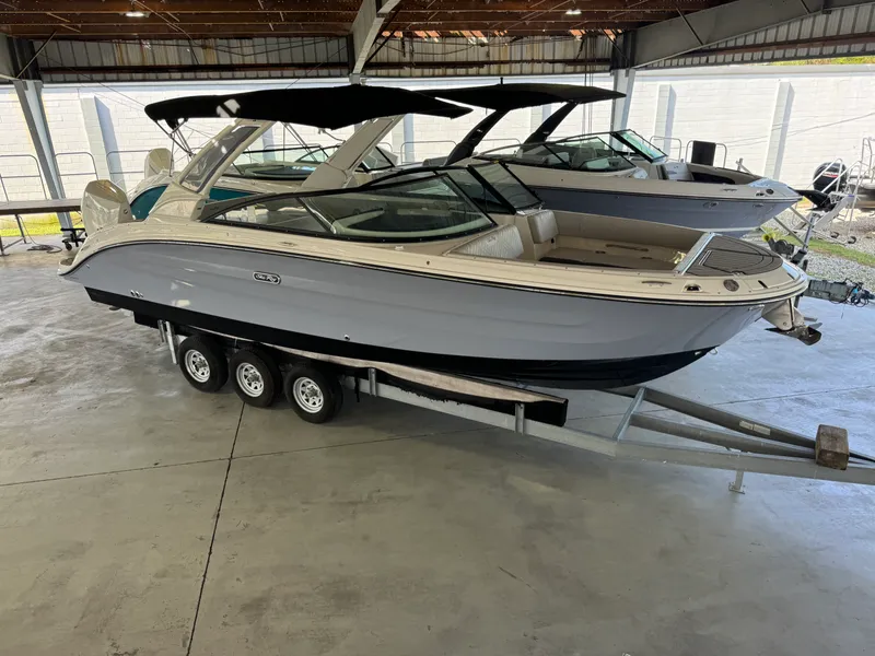 Slide: The Image of Sea Ray SDX 270 Outboard 2026 - 1