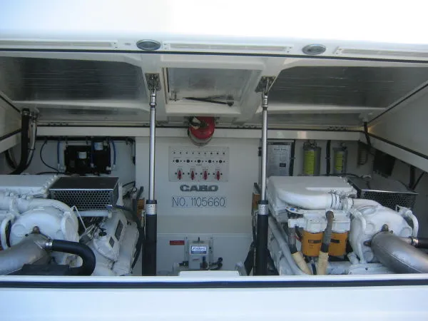 Slide: The Image of Cabo 35 Express 2001 - 10