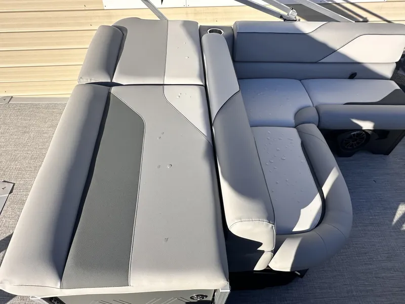 Slide: The Image of Avalon Venture Cruise - 21' 2026 - 8