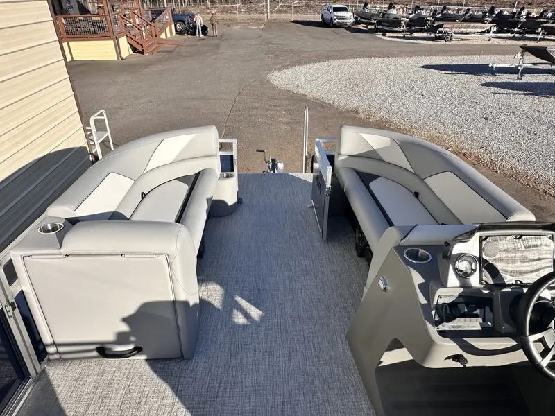 Slide: The Image of Avalon Venture Cruise - 21' 2026 - 9