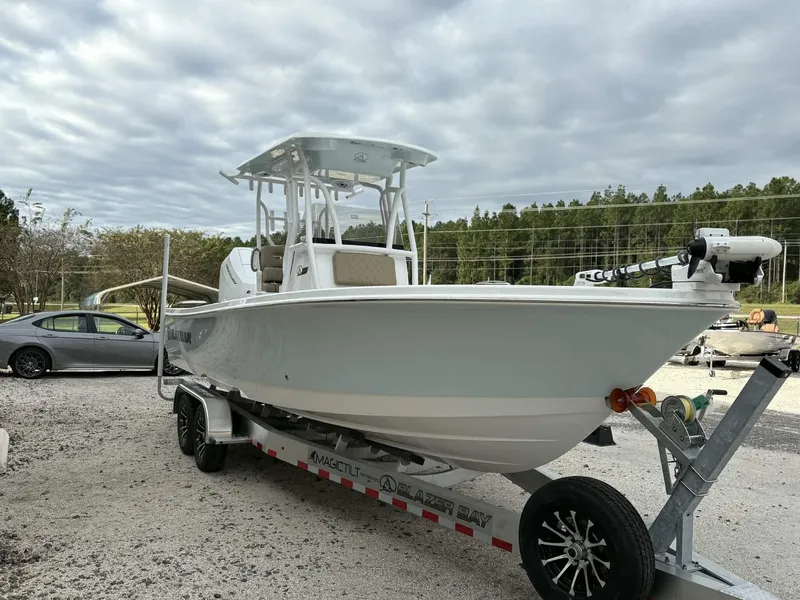 Slide: The Image of Blazer Bay 2700 Hybrid 2026 - 6