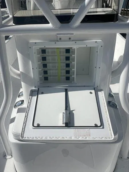 Slide: The Image of Blazer Bay 2400 2025 - 6