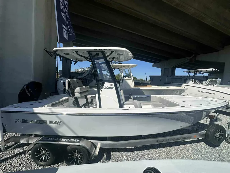 The Image of Blazer Bay 2440 2026 - 1