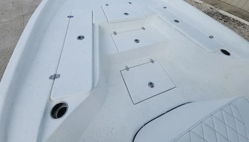 Slide: The Image of Blazer Bay 2400 2025 - 23