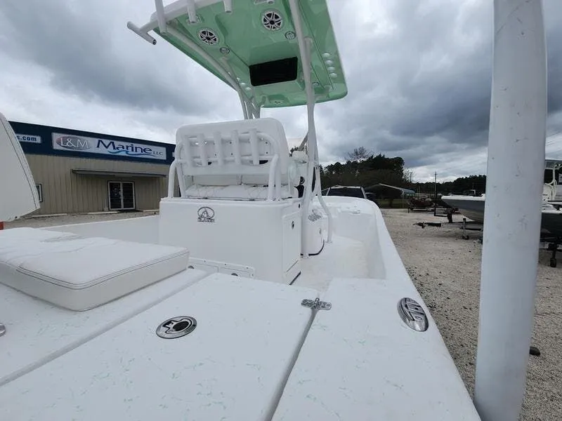 Slide: The Image of Blazer Bay 2400 2025 - 9