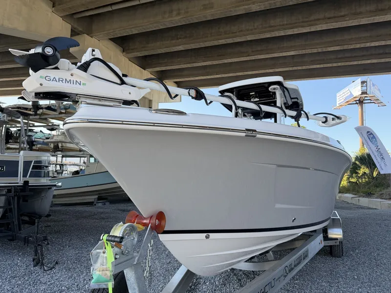 Slide: The Image of Blazer Bay Makaira 2800 2026 - 3