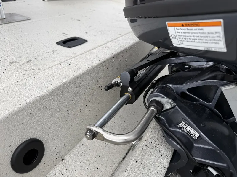 Slide: The Image of Xpress Hyper-Lift Bay Series H20 BAY W/ HYD STEERING 2026 - 15