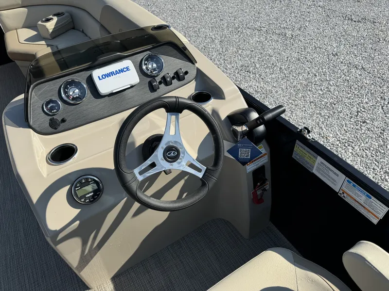 Slide: The Image of Veranda Vista View Series 22 RC 2025 - 5