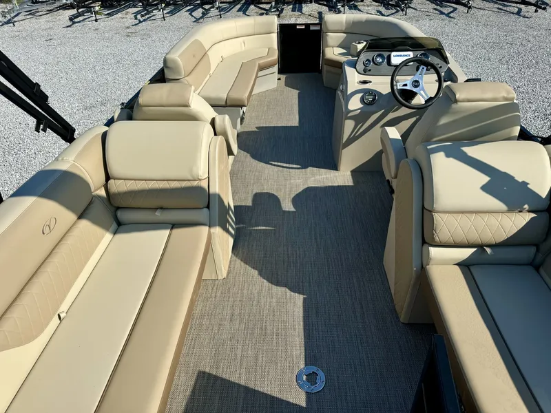 Slide: The Image of Veranda Vista View Series 22 RC 2025 - 9