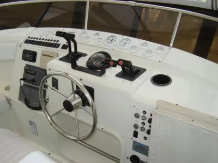 Slide: The Image of Silverton 41 Aft Cabin 1994 - 5
