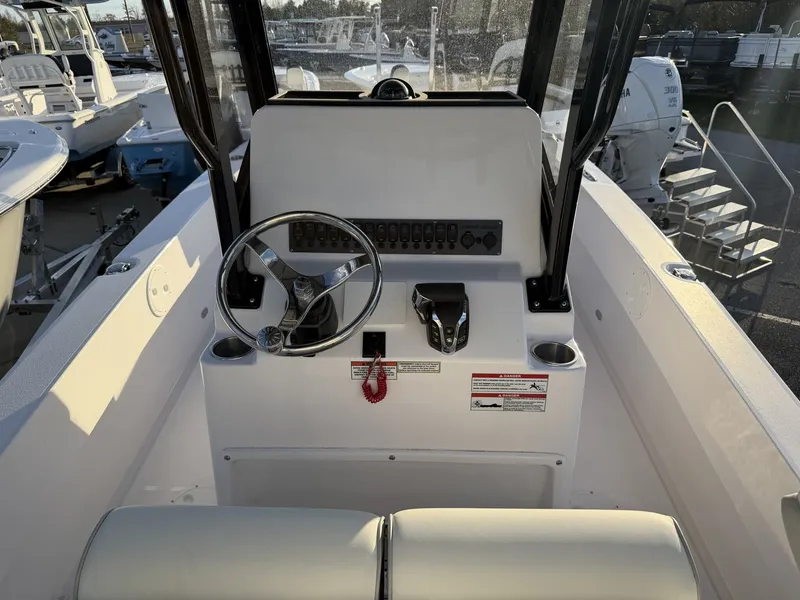 Slide: The Image of Twin Vee 22 BayCat 2026 - 6