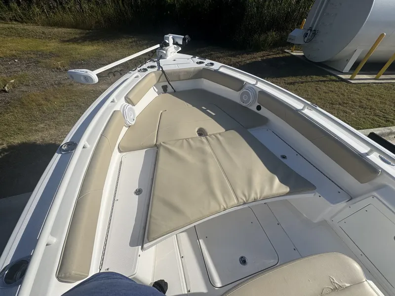 Slide: The Image of Everglades 243 CC with Tower 2020 - 20