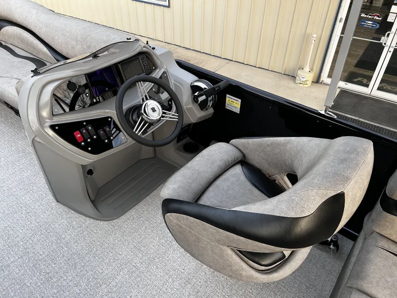 Slide: The Image of Aloha CLUB SERIES 230-200HP 2026 - 2