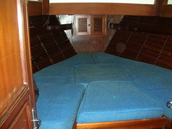 Slide: The Image of Fuji Clipper Ketch 1976 - 1