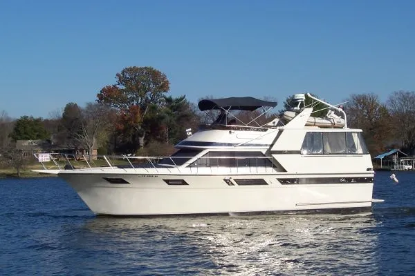 Slide: The Image of Californian Motoryacht / Freshwater 1986 - 0