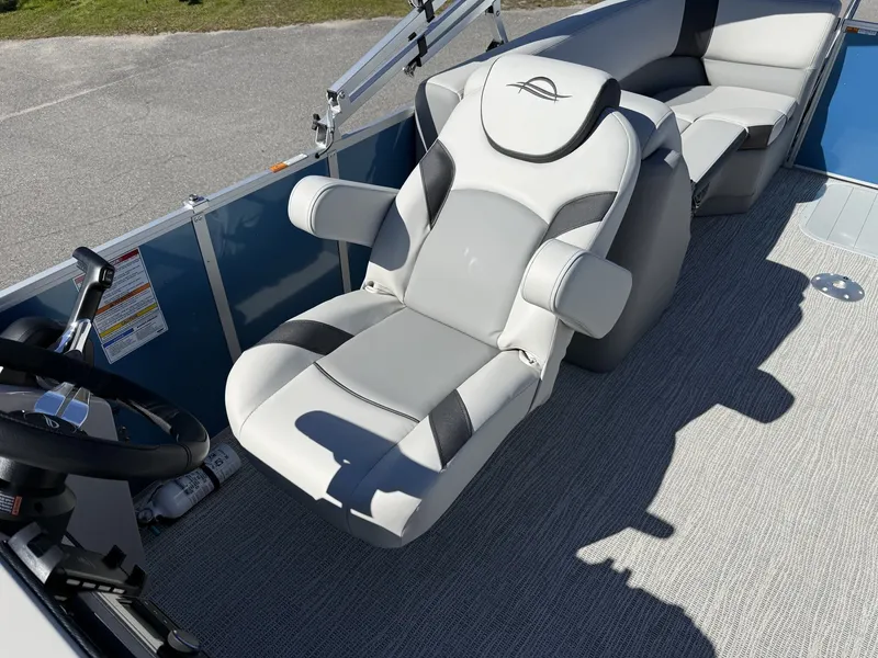 Slide: The Image of SunCatcher Select Series 22RC-YAMAHA VF115 SHO 2026 - 11