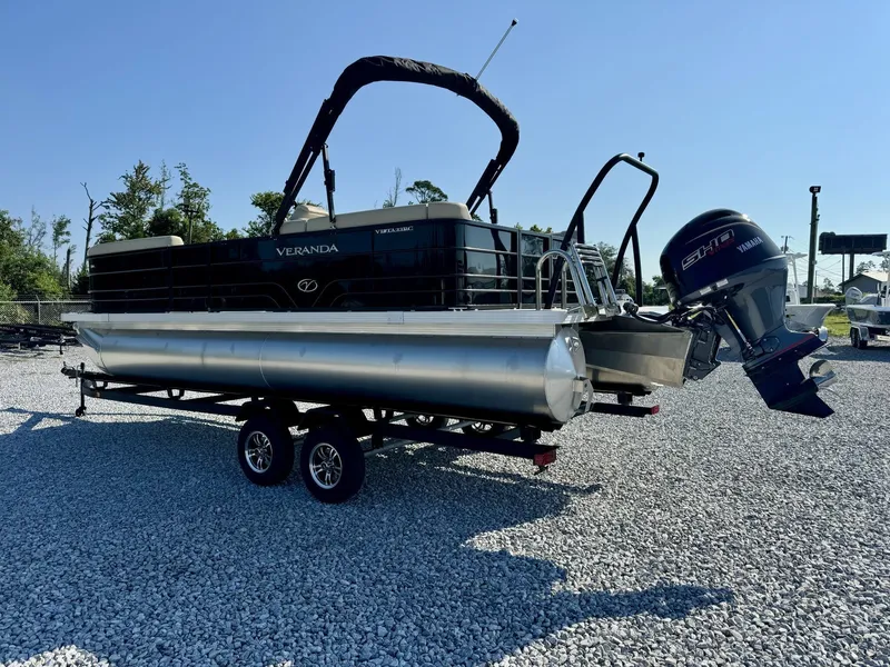 Slide: The Image of Veranda Vista View Series 22 RC 2025 - 2