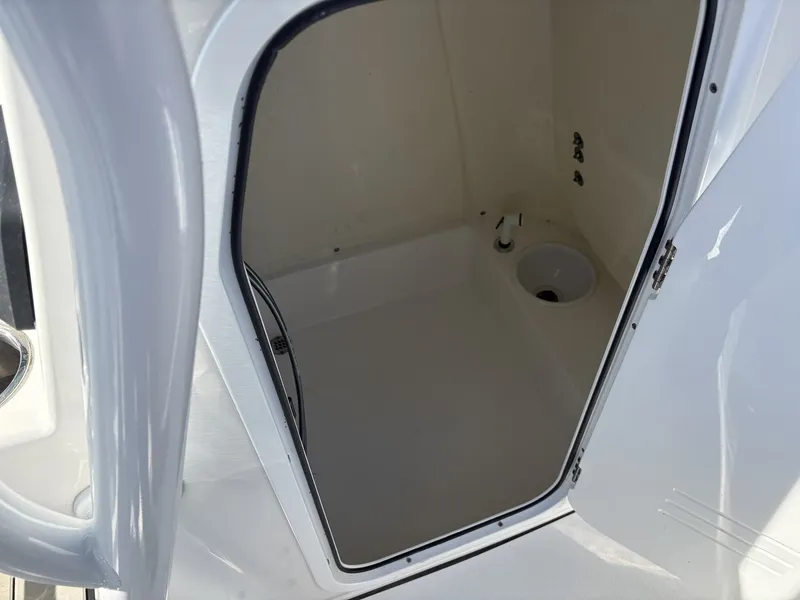 Slide: The Image of Sea Pro 225FLX Sandbar 2025 - 7