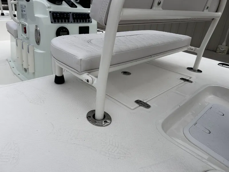 Slide: The Image of Spyder FX17 Flicker 2026 - 7