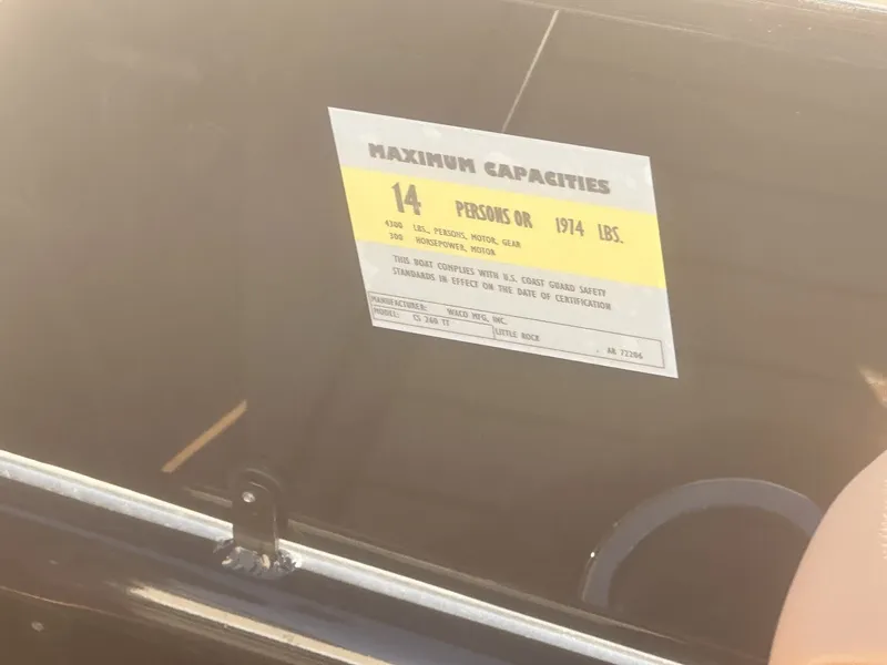 Slide: The Image of Aloha CLUB SERIES 260-300HP 2026 - 4