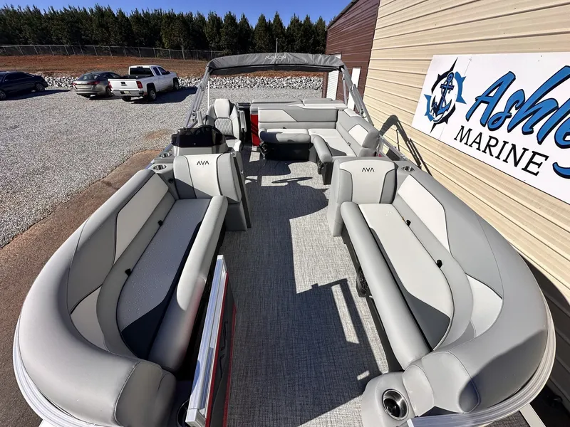 Slide: The Image of Avalon Venture Cruise - 21' 2026 - 4