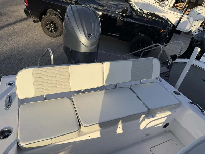 Slide: The Image of Twin Vee 22 BayCat 2026 - 7