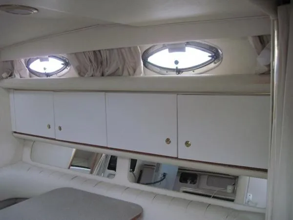 Slide: The Image of Sea Ray 34' Sundancer 2000 - 6