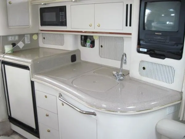 Slide: The Image of Sea Ray 34' Sundancer 2000 - 7