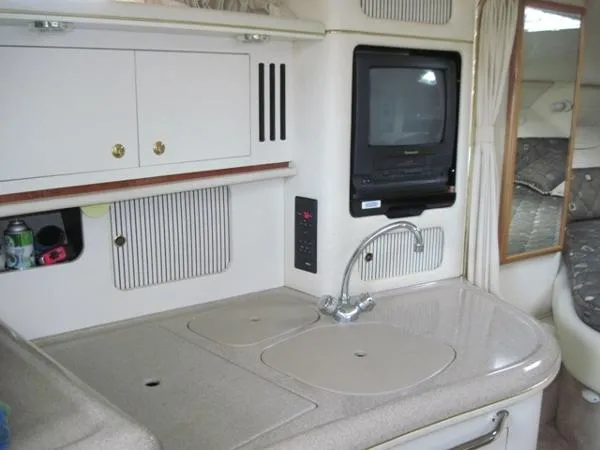 Slide: The Image of Sea Ray 34' Sundancer 2000 - 8