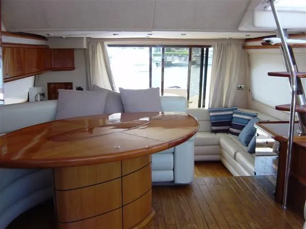 Slide: The Image of Sunseeker Manhattan 64 2002 - 2