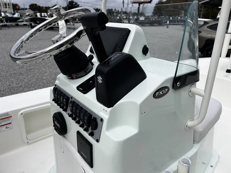 Slide: The Image of Spyder FX17 Flicker 2026 - 12