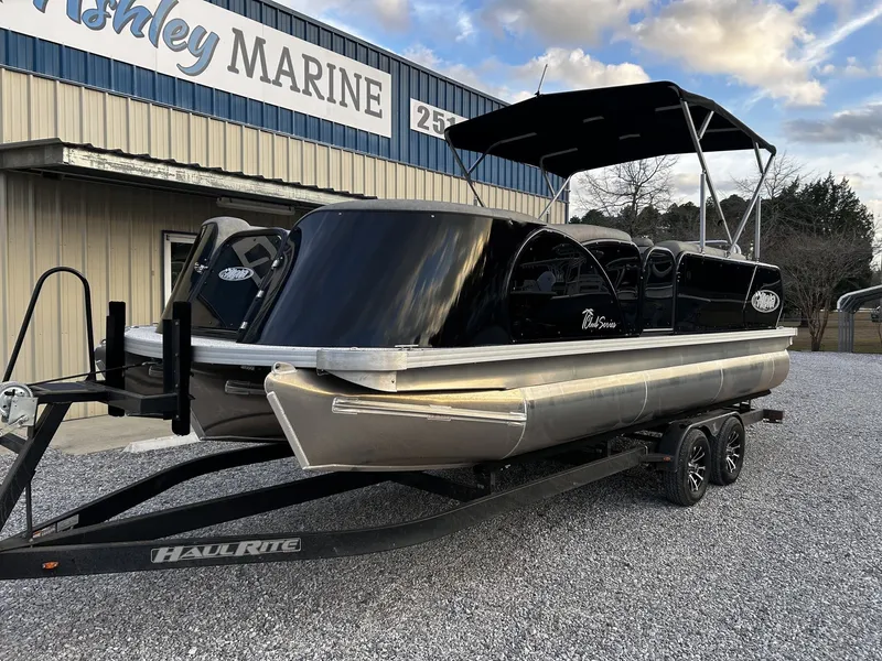 Slide: The Image of Aloha CLUB SERIES 230-200HP 2026 - 6