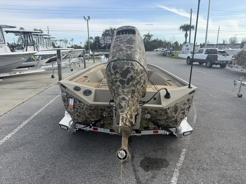 Slide: The Image of Excel 220 Bay Pro Elite 2026 - 3