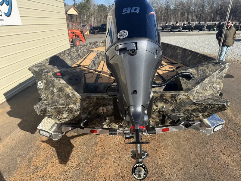 Slide: The Image of Excel 183 Tomahawk 2026 - 8