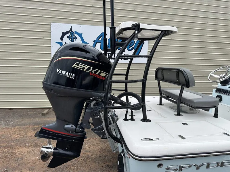 Slide: The Image of Spyder FX19 Vapor 2026 - 19