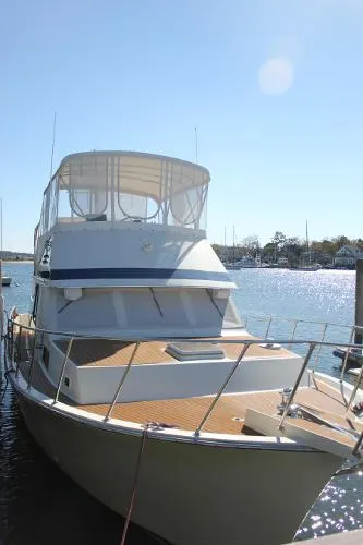 Slide: The Image of Tollycraft 43 Cockpit Motor Yacht 1985 - 3