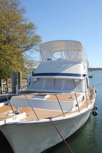 Slide: The Image of Tollycraft 43 Cockpit Motor Yacht 1985 - 4