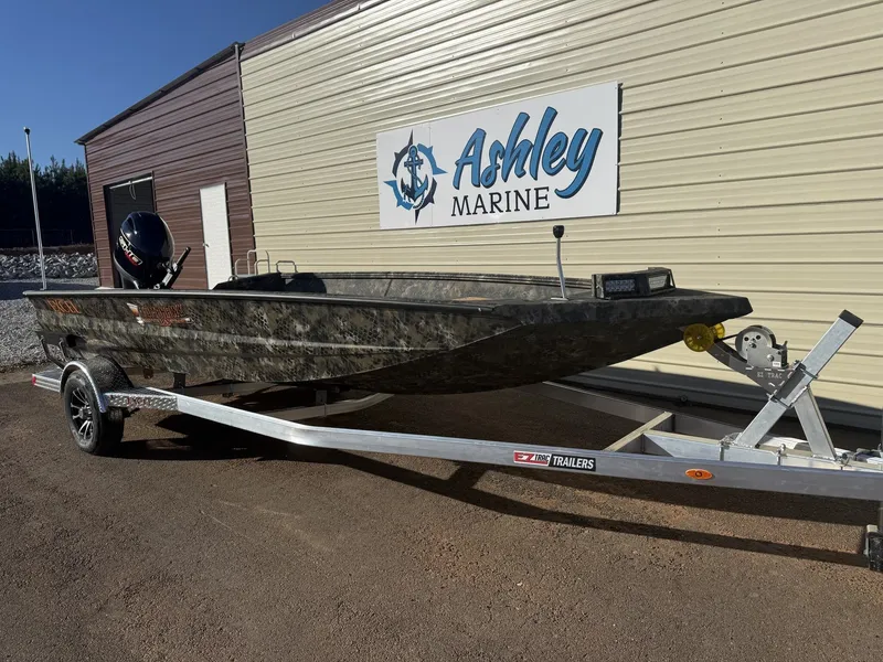 Slide: The Image of Excel 183 Tomahawk 2026 - 1