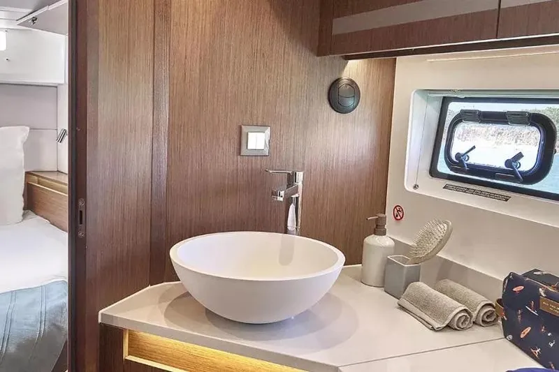 Slide: The Image of Beneteau Antares 12 Coupe 2026 - 11