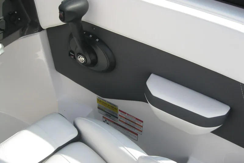 Slide: The Image of 2024 Monterey M-22 boat dashboard with Gussi Italia steering wheel cover. - 15