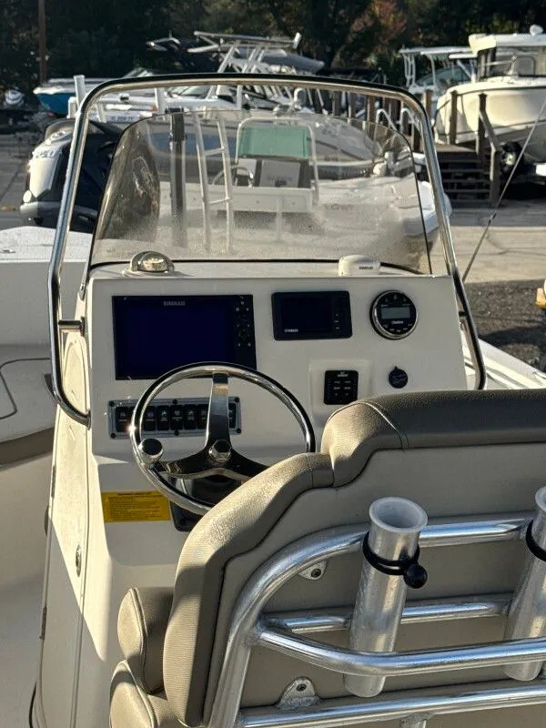 Slide: The Image of Key Largo 160 CC 2006 - 3