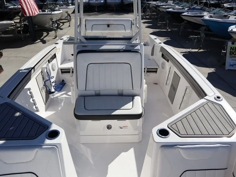 Slide: The Image of Yamaha 220 FSH SPT 2024 - 10