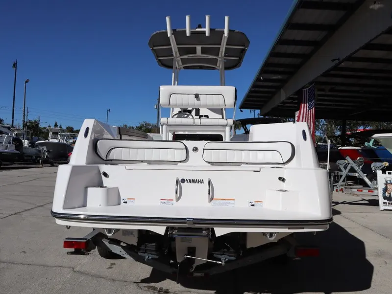 Slide: The Image of Yamaha 220 FSH SPT 2024 - 4