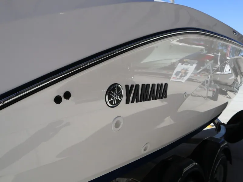 Slide: The Image of Yamaha 220 FSH SPT 2024 - 5