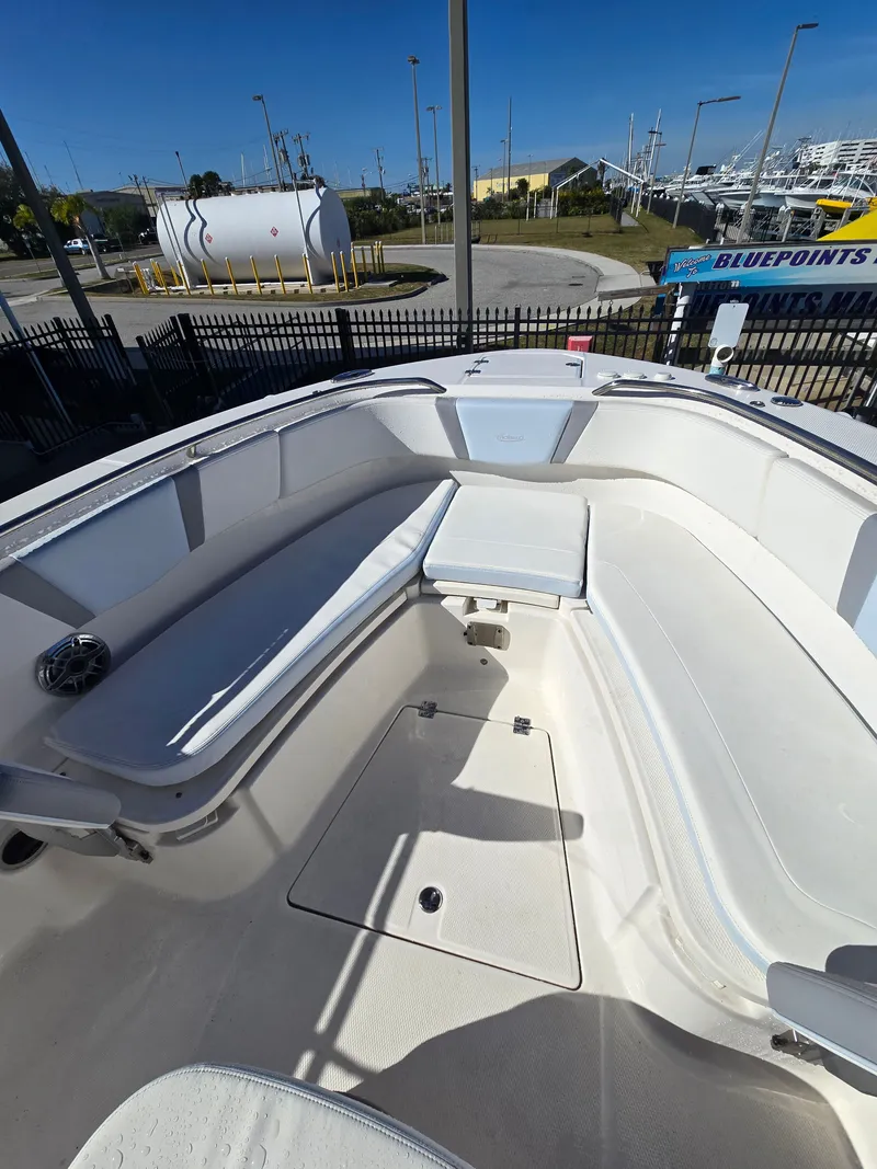 Slide: The Image of Interior view of 2022 Robalo R272 Center Console boat. - 17