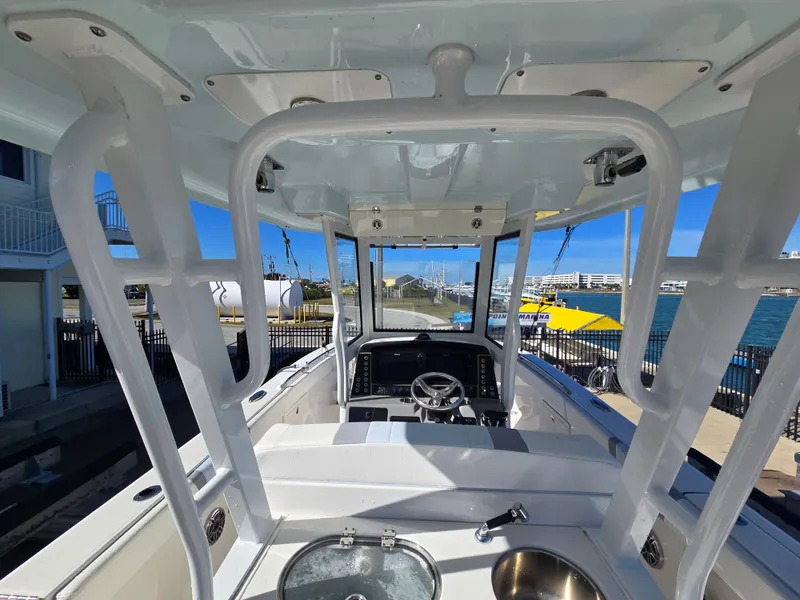 Slide: The Image of Interior view of 2022 Robalo R272 Center Console boat. - 33