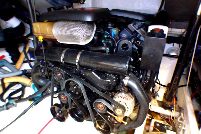 Slide: The Image of Formula 37 Performance Cruiser 2003 - 67