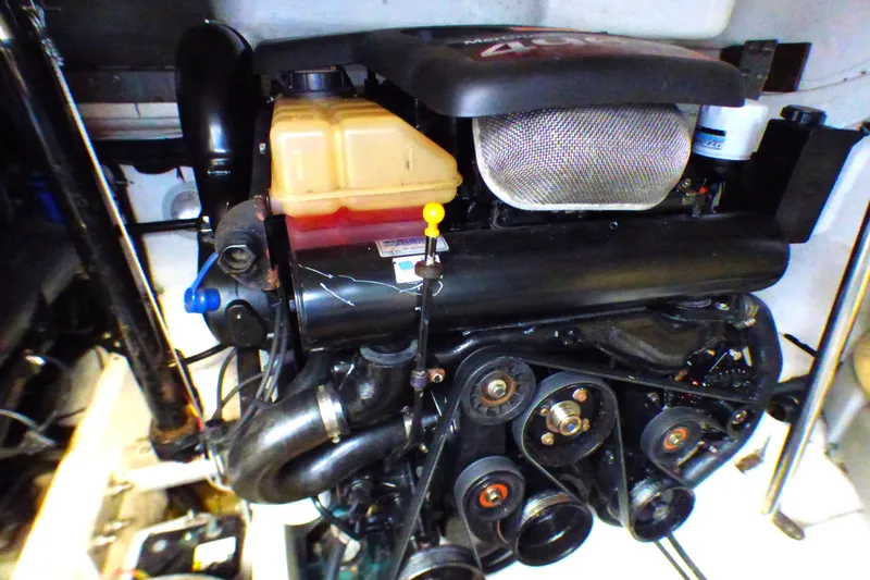 Slide: The Image of Formula 37 Performance Cruiser 2003 - 68