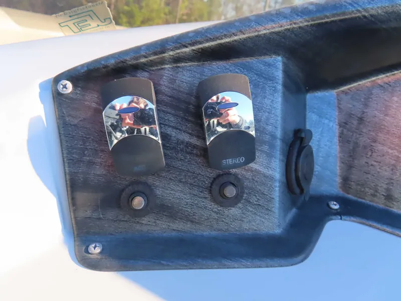 Slide: The Image of Crestliner 220 RALLY 2019 - 19