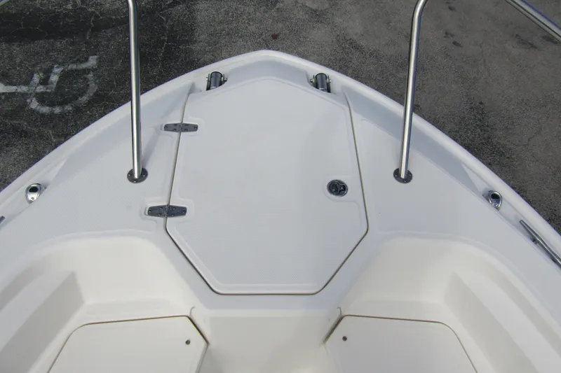 Slide: The Image of 2023 Boston Whaler 280 Dauntless bow deck with stainless steel rails. - 7